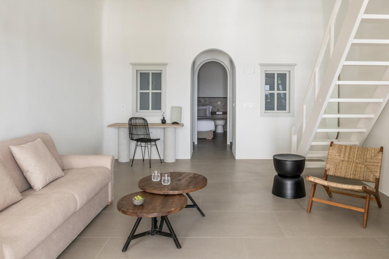 Enigma Suites Fira  Bagian luar foto