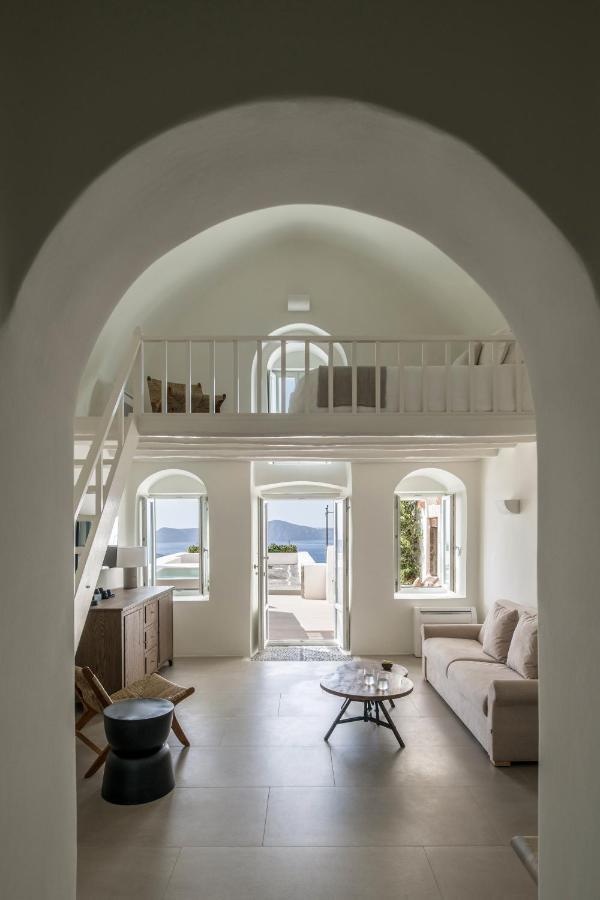 Enigma Suites Fira  Bagian luar foto