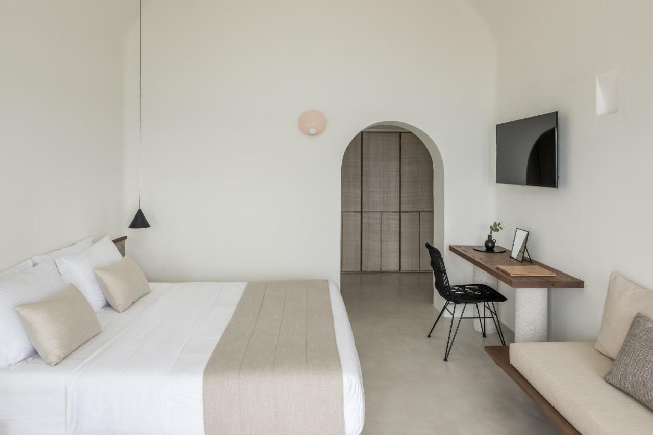 Enigma Suites Fira  Bagian luar foto