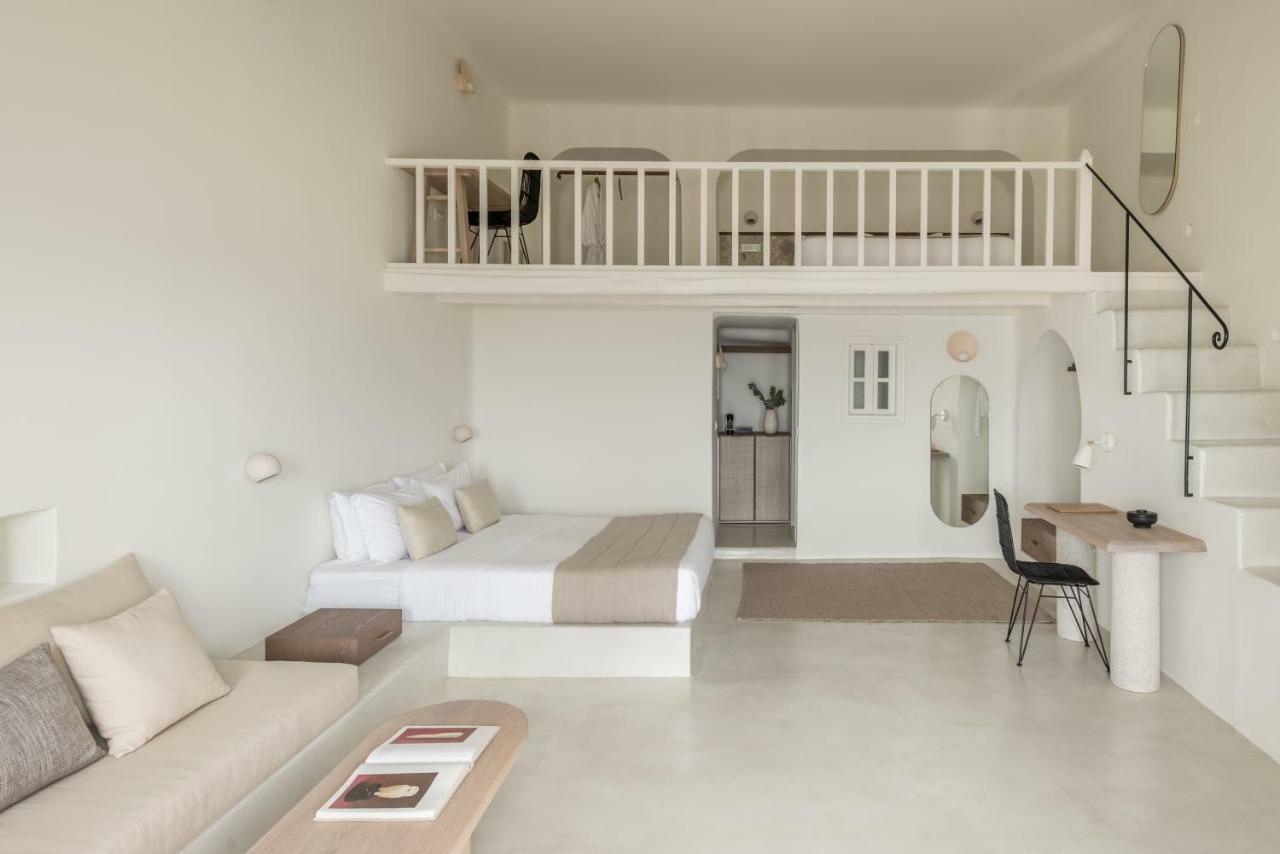 Enigma Suites Fira  Bagian luar foto